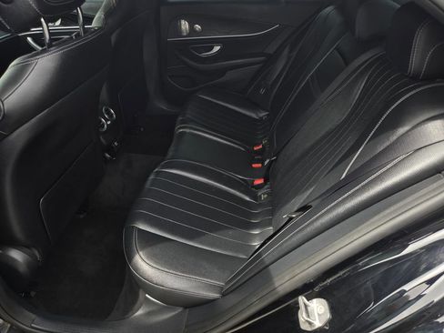 Used 2018 Mercedes-Benz E 300 image 12