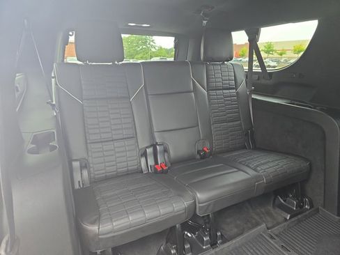 Certified 2023 Cadillac Escalade ESV Sport Platinum image 12