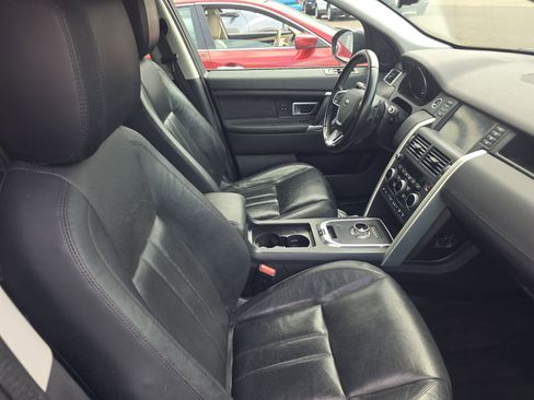 Used 2016 Land Rover Discovery Sport HSE image 10