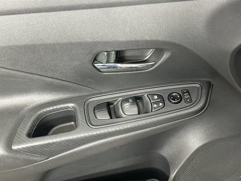 Used 2023 Nissan Versa SV FWD image 22