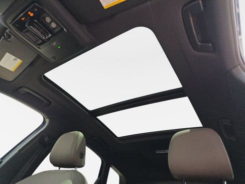 New 2026 Audi Q3 quattro 2.0T AWD/4WD image 30