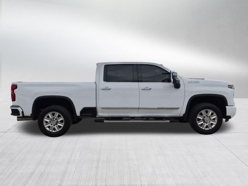 Certified 2024 Chevrolet Silverado 2500 High Country w/ High Country Premium Package AWD/4WD image 7