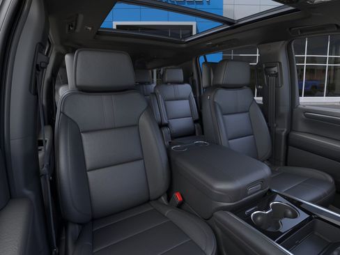 New 2026 Chevrolet Suburban RST w/ RST Capability Package image 17