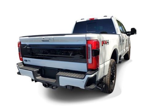 Used 2026 Ford F250 Platinum AWD/4WD image 4