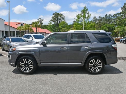 Used 2020 Toyota 4Runner Limited RWD image 2