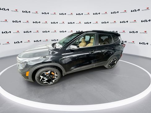 Certified 2024 Kia Seltos EX image 4