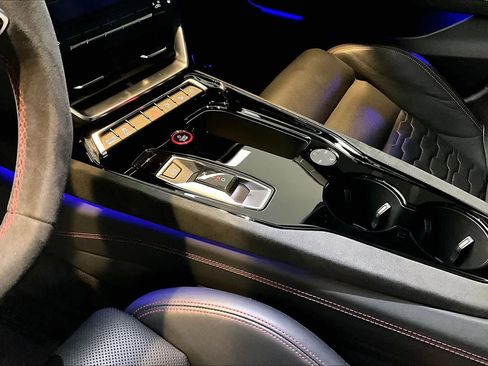 Used 2022 Audi RS e-tron GT image 16