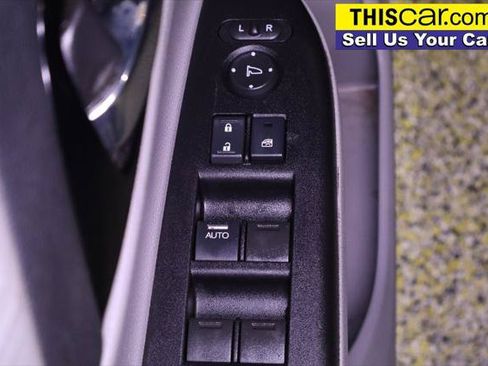 Used 2016 Honda Accord LX image 27