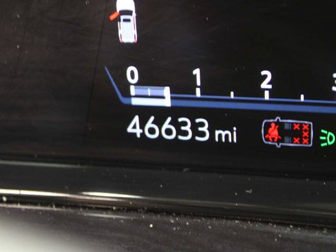 Certified 2024 Cadillac Escalade Sport w/ LPO, ONYX Package image 60