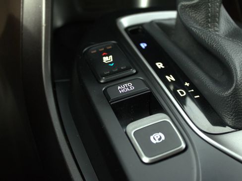 Used 2017 Hyundai Santa Fe Sport w/ 2.0T Ultimate Tech Package 05 image 29