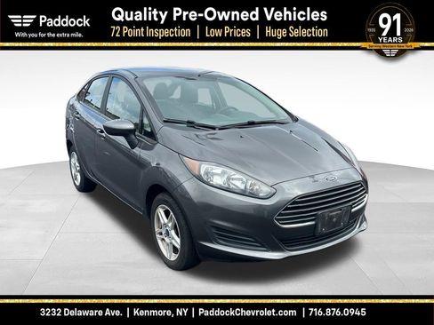 Used 2018 Ford Fiesta SE FWD image 1