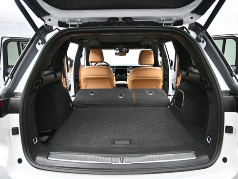 Used 2023 Jeep Grand Cherokee Summit image 22