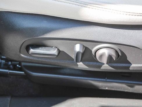 Used 2023 Buick Encore GX Select image 28