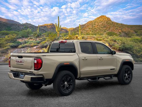 Used 2024 GMC Canyon Elevation w/ Convenience Package AWD/4WD image 4