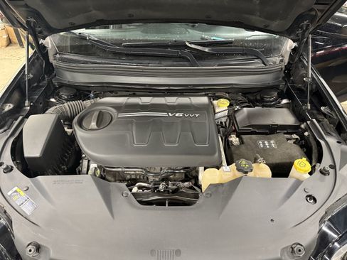Used 2019 Jeep Cherokee Limited AWD/4WD image 14
