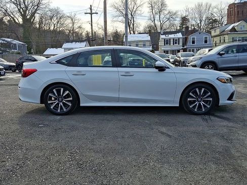 Certified 2022 Honda Civic EX image 7