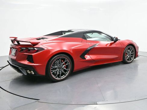 Used 2026 Chevrolet Corvette Stingray Convertible w/ Z51 Performance Package RWD image 7