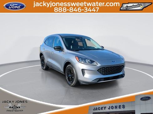 Certified 2022 Ford Escape SE w/ Convenience Package image 2