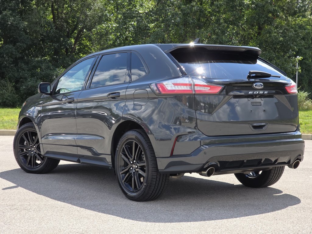 Used 2021 Ford Edge ST-Line AWD/4WD image 9