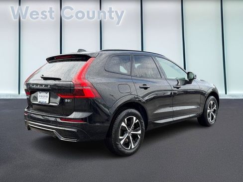 New 2026 Volvo XC60 B5 Core image 3