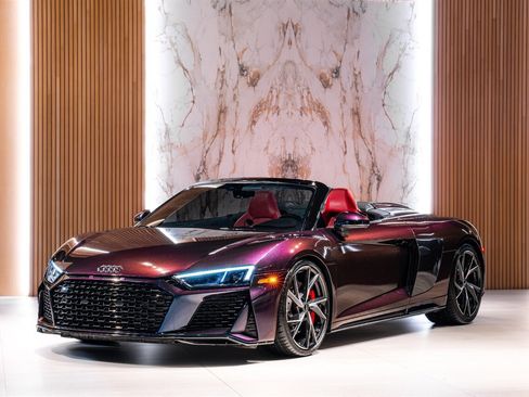 Used 2022 Audi R8 V10 w/ Carbon Exterior Package image 1