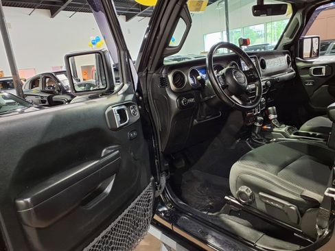 Used 2021 Jeep Gladiator Sport w/ Quick Order Package 24Q 80Th AWD/4WD image 19