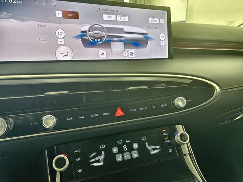 New 2026 Genesis GV70 2.5T AWD/4WD image 16