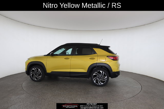 Used 2024 Chevrolet TrailBlazer RS w/ Convenience Package AWD/4WD image 8
