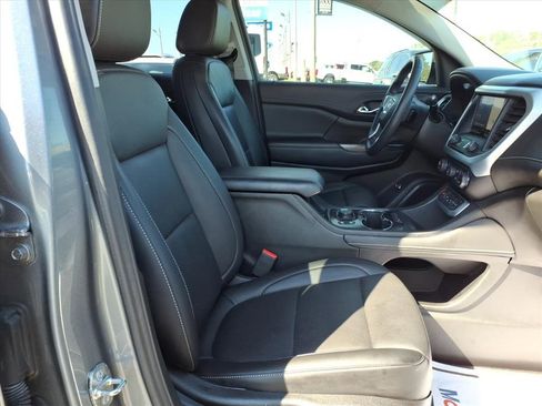 Used 2021 GMC Acadia SLT w/ Trailering Package image 10