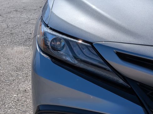 Used 2024 Toyota Camry XSE FWD image 10