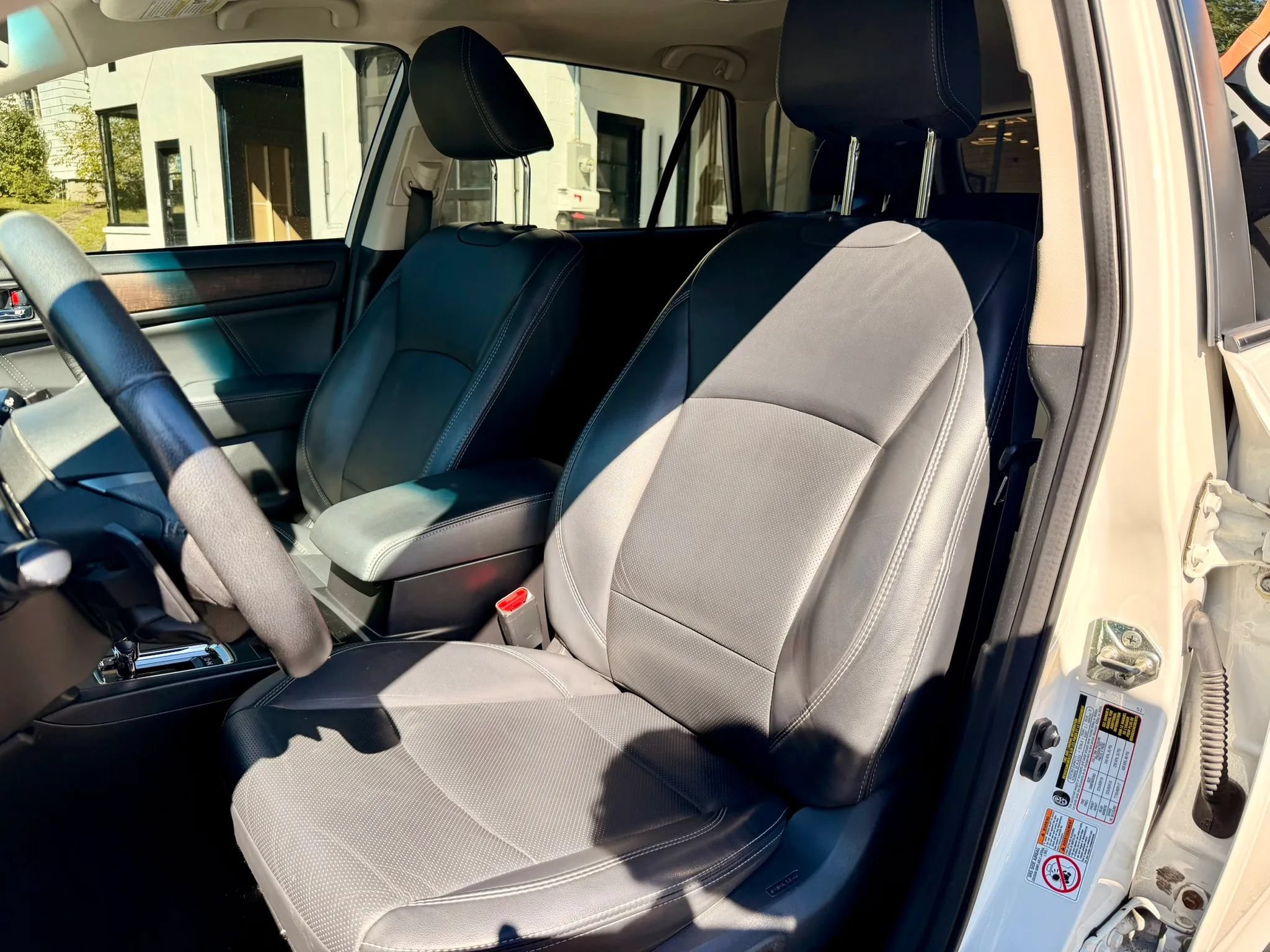 Used 2019 Subaru Outback 2.5i Limited w/ Popular Package #2 AWD/4WD image 14