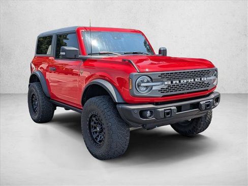 Used 2023 Ford Bronco Badlands AWD/4WD image 4
