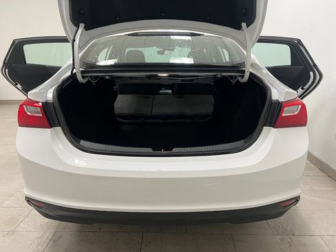 Used 2023 Chevrolet Malibu LT image 18