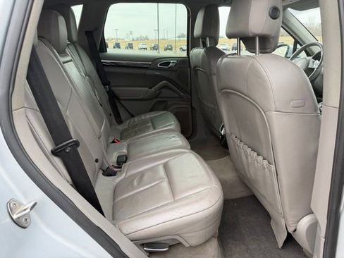 Used 2011 Porsche Cayenne image 12