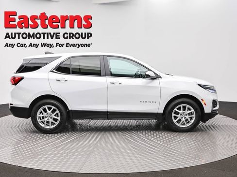 Used 2022 Chevrolet Equinox LT FWD image 4