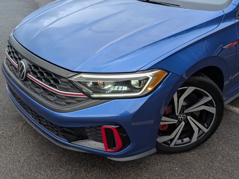 Used 2022 Volkswagen Jetta GLI Autobahn image 13