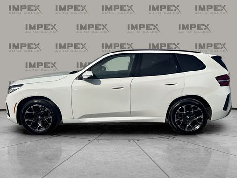 Used 2025 BMW X3 xDrive30i image 2