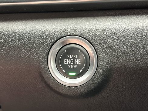 Certified 2025 GMC Terrain Elevation AWD/4WD image 20