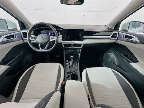 New 2026 Volkswagen Taos SE AWD/4WD image 19