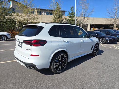 New 2026 BMW X5 M60i w/ Executive Package AWD/4WD image 3
