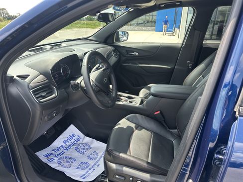 Used 2022 Chevrolet Equinox RS w/ RS Leather Package AWD/4WD image 9
