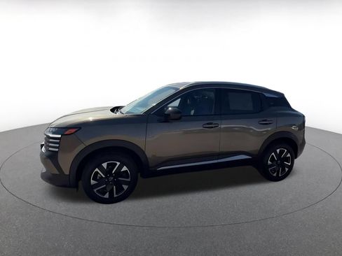 Used 2026 Nissan Kicks SV w/ Cold Weather Package AWD/4WD image 6
