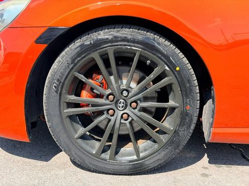 Used 2015 Scion FR-S RWD image 24