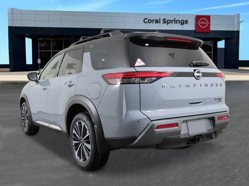 New 2026 Nissan Pathfinder Platinum AWD/4WD image 3