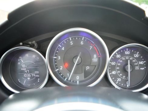 Used 2016 MAZDA MX-5 Miata Club image 19