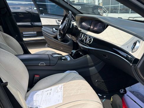 Used 2015 Mercedes-Benz S 550 Sedan w/ Sport Package image 16