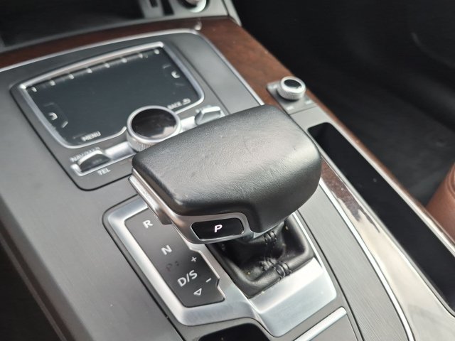 Used 2018 Audi Q5 2.0T Premium AWD/4WD image 11