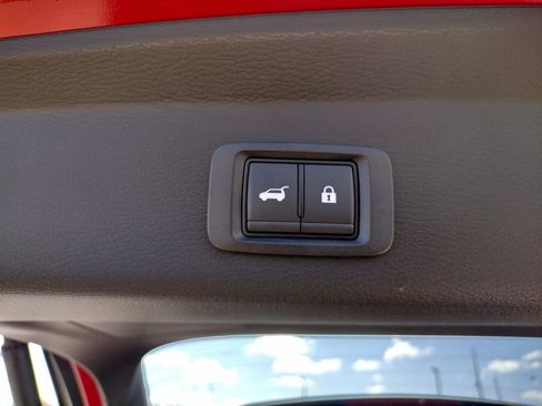 New 2025 Mitsubishi Outlander SE image 28