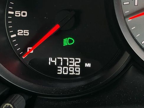 Used 2015 Porsche Macan S w/ Premium Package Plus image 28