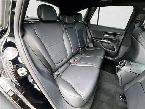 Certified 2026 Mercedes-Benz GLC 300 image 29